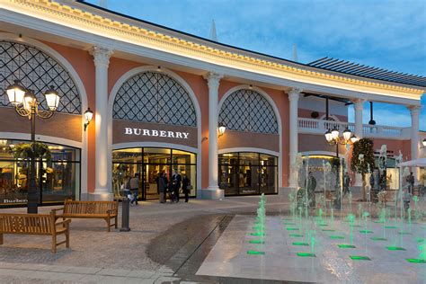 designer outlet rome italy.